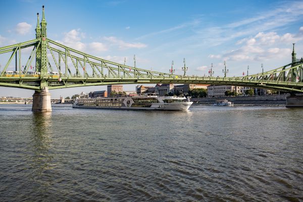 Rhône Flusskreuzfahrt - 8 tägige Schiffsreise an Bord der Thomas Hardy